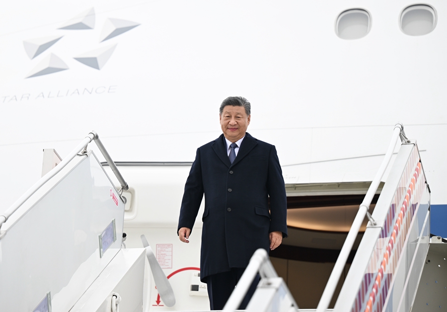 習(xí)近平抵達(dá)喀山出席金磚國家領(lǐng)導(dǎo)人第十六次會(huì)晤
